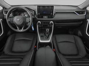 Toyota  8