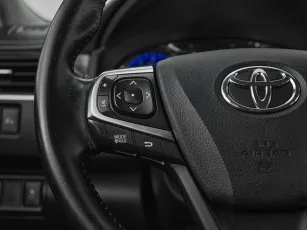 Toyota  11