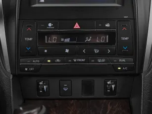 Toyota  17