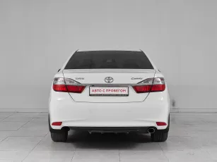 Toyota  5