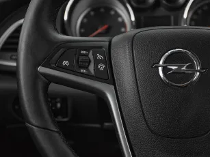 Opel  11