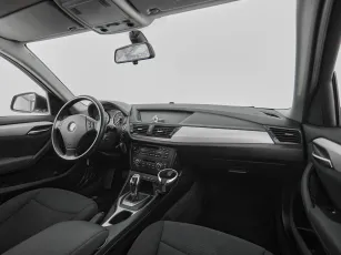 BMW  9