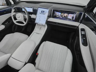Geely  10
