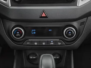 Hyundai  16