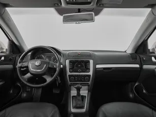 Skoda  8