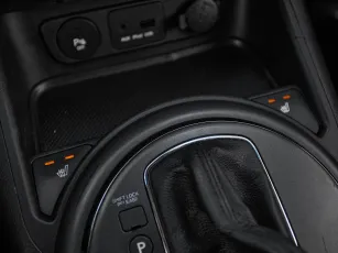 Kia  16