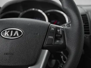 Kia  12