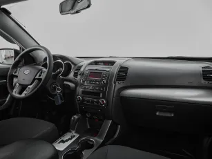 Kia  9