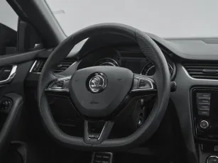 Skoda  10