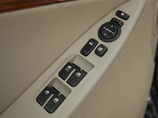 Hyundai  13