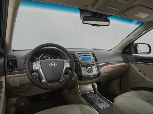 Hyundai  7