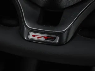 Kia  14