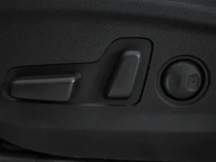 Kia  18