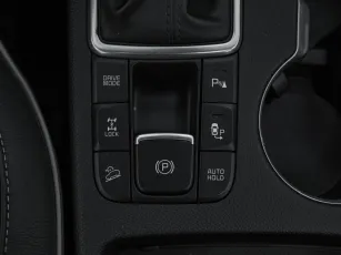 Kia  23