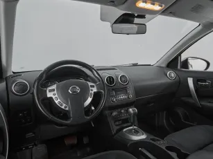 Nissan  7