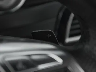 Mercedes-Benz  13