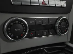 Mercedes-Benz  18