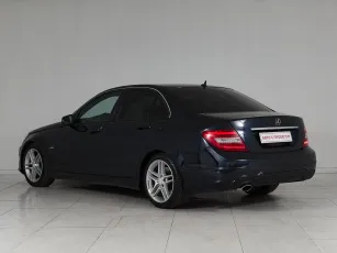 Mercedes-Benz  4