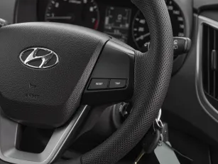 Hyundai  12