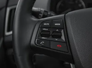 Hyundai  11