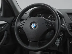 BMW  10