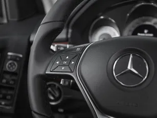 Mercedes-Benz  11