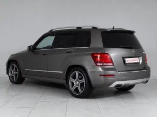 Mercedes-Benz  4