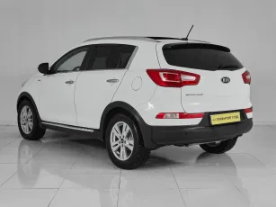 Kia  6