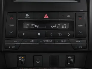 Toyota  16