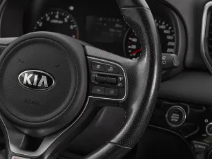 Kia  12