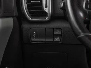 Kia  15