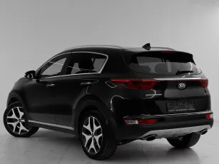 Kia  4