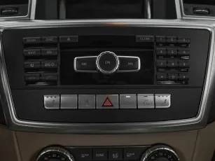 Mercedes-Benz  16