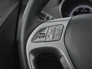 Hyundai  11