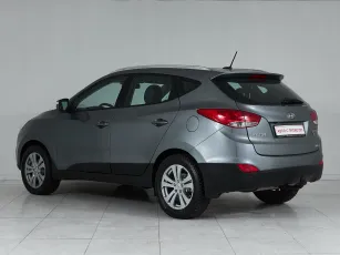 Hyundai  4