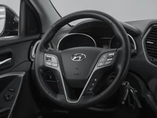 Hyundai  10