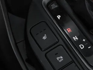 Hyundai  16