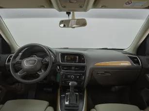 Audi  8