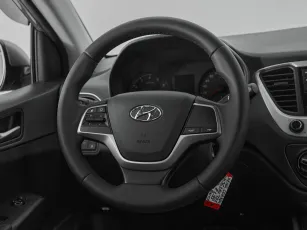 Hyundai  10