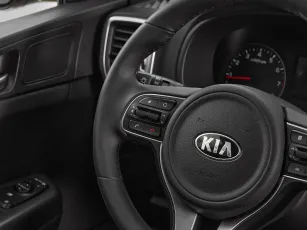 Kia  11