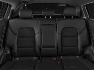 Kia  19
