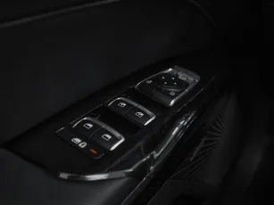 Kia  16