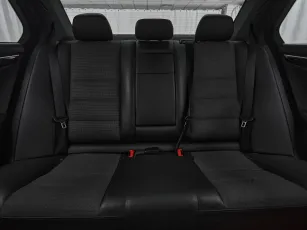 Mercedes-Benz  21