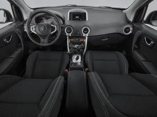Renault  8