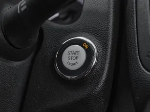 Infiniti  18