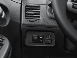 Toyota  12