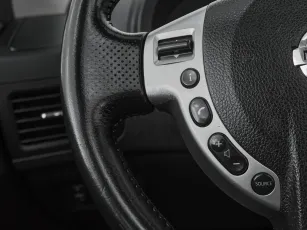 Nissan  12