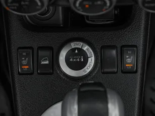 Nissan  17