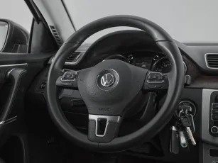 Volkswagen  10