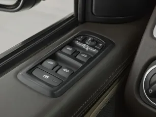 Land Rover  15
